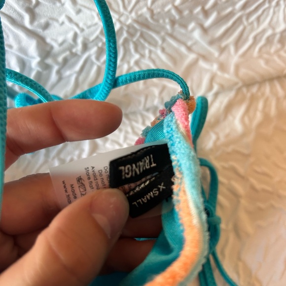 Triangle bikini - Picture 3 of 3